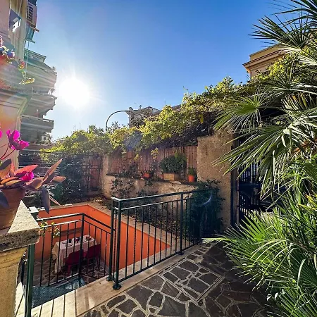 Apartment Turistico Al Villino Del Melograno